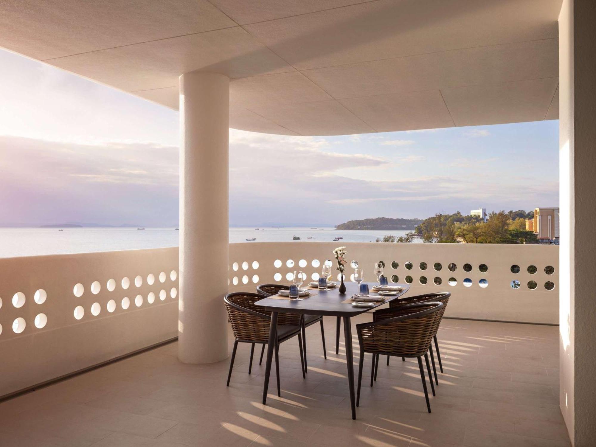 Novotel Sihanoukville Holiday Resort Buitenkant foto